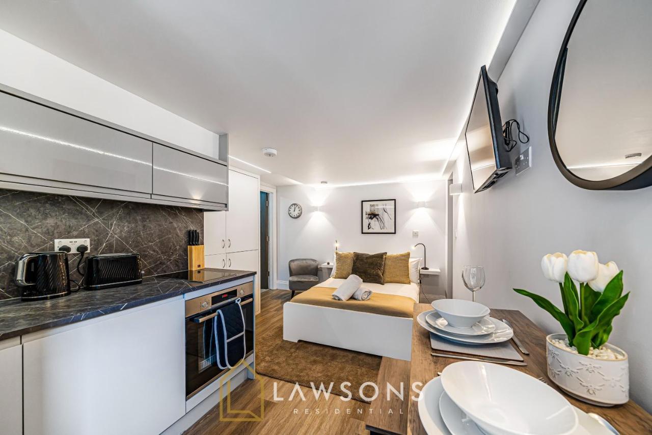 Апартаменты Cosy Living By Lawsons Виндзор Экстерьер фото
