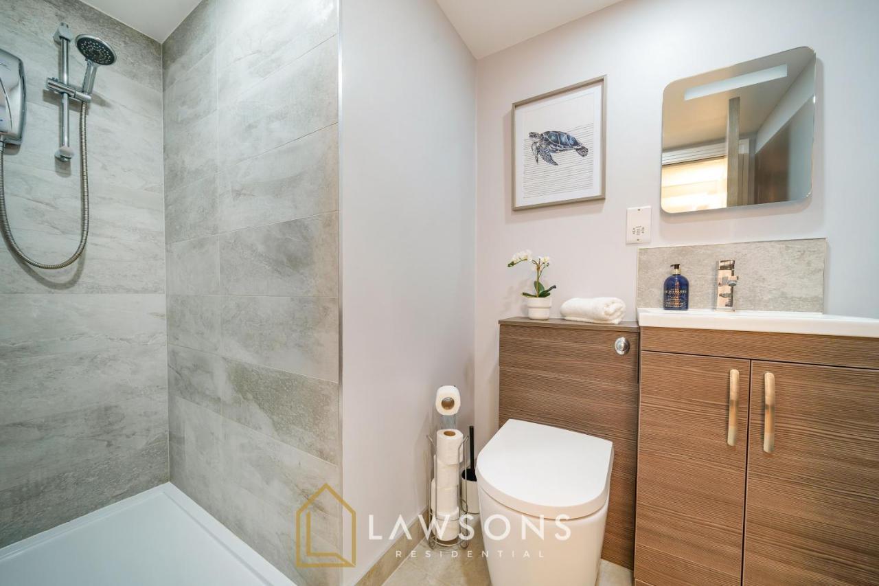 Апартаменты Cosy Living By Lawsons Виндзор Экстерьер фото